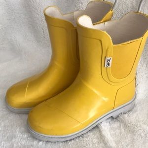 TOMS kids yellow boots